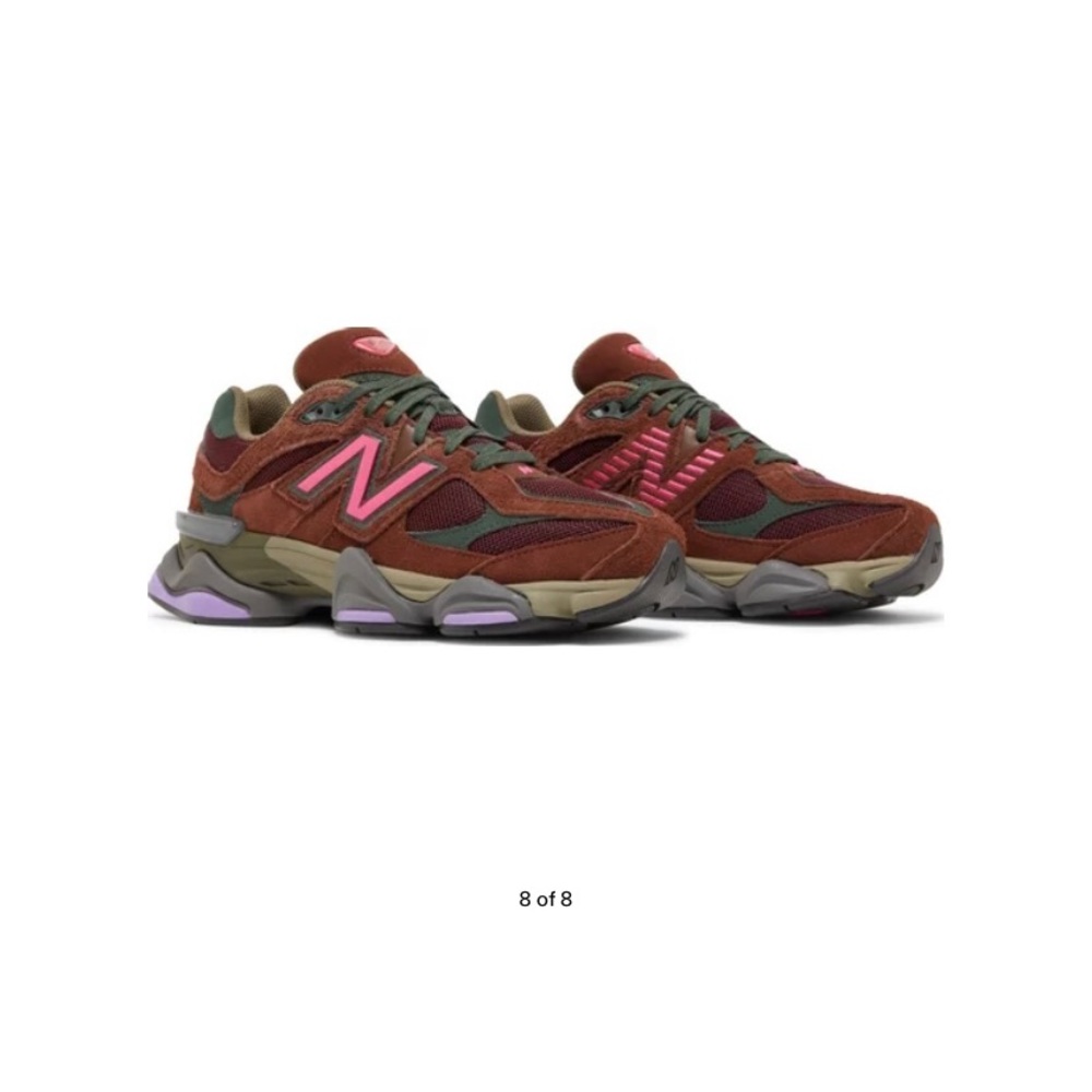 New Balance 2022
9060 'Burgundy Pink'